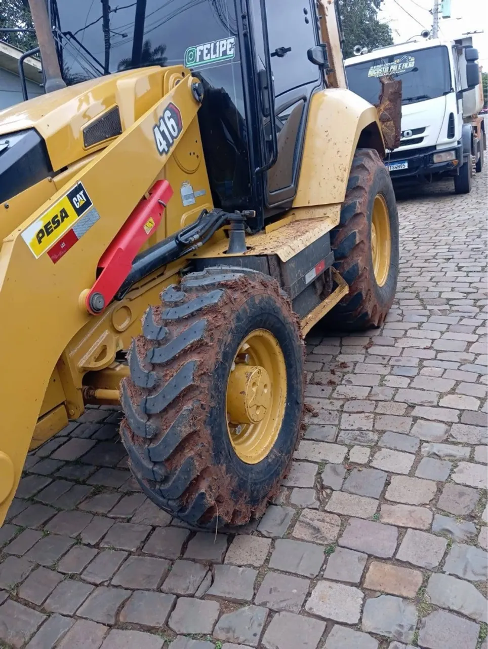 Retroescavadeira CAT 416