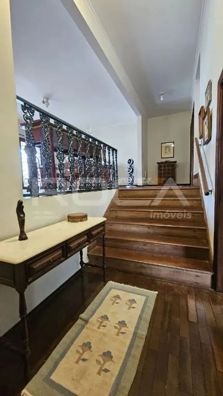 Linda Casa à Venda no Jardim Sumaré, Ribeirão Preto: 3 Dormitórios e 5 Vagas de Garagem! - Foto 4