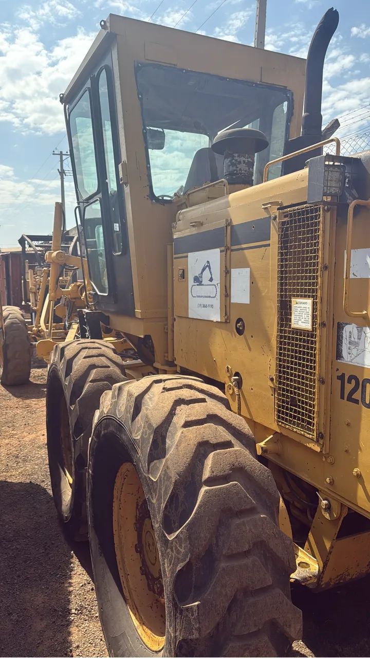 Motoniveladora caterpillar 120G  - Foto 4