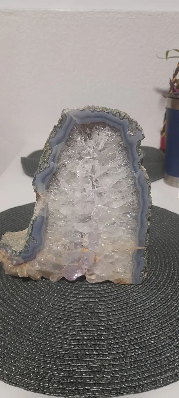 Geodo com cristais com detalhes em tons de azul e branco - Foto 2