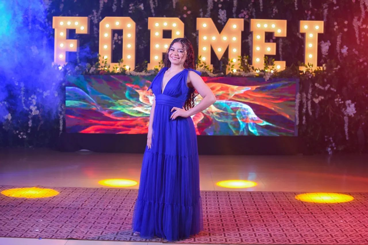 Vestido Longo Azul de Tule - Foto 4