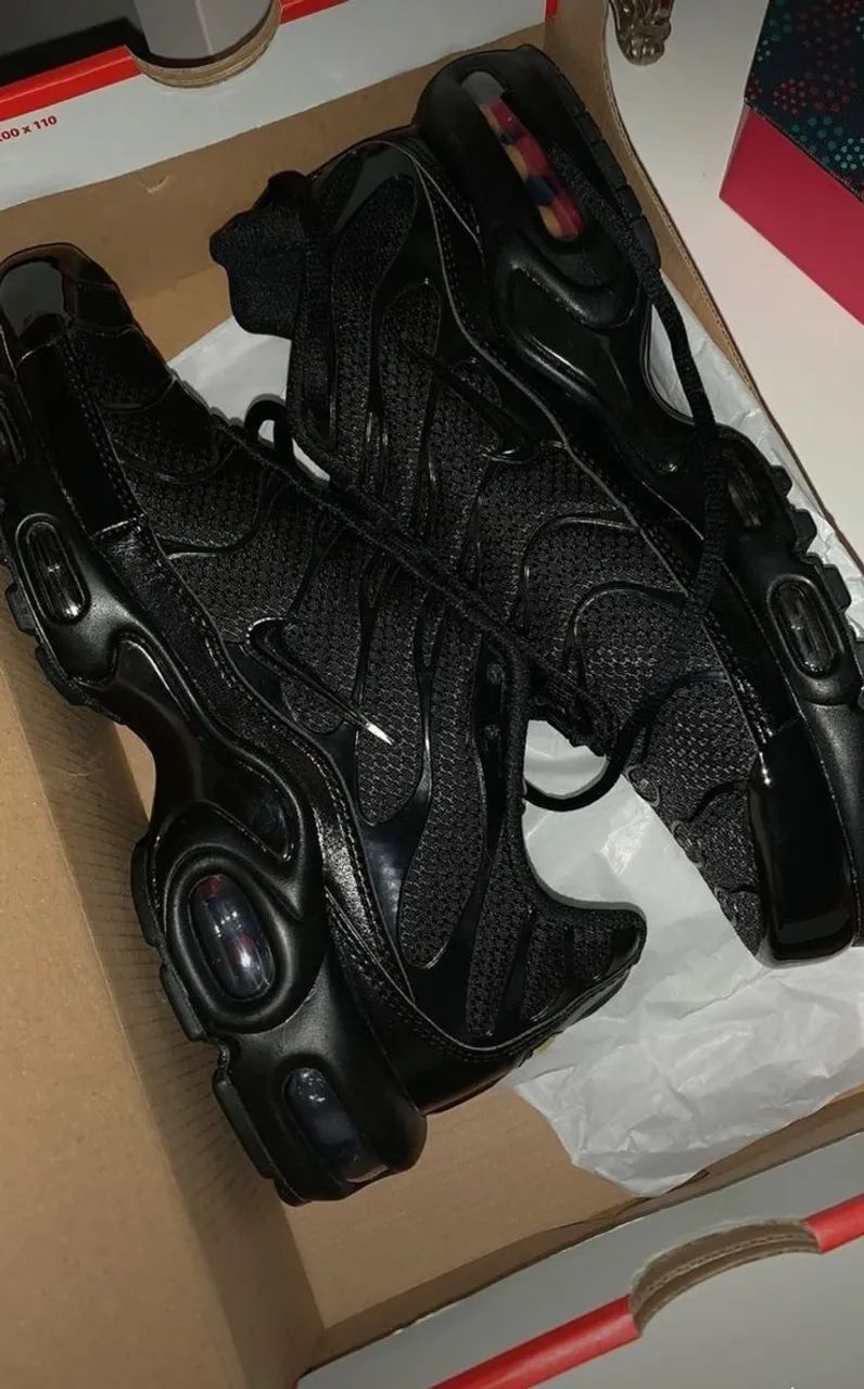 Tênis Nike tn preto 40