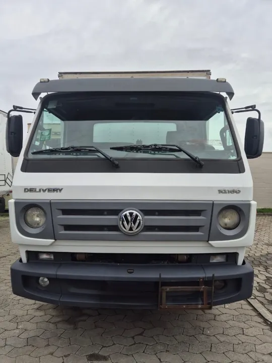VOLKSWAGEN 10-160 E DELIVERY 2P (DIESEL)