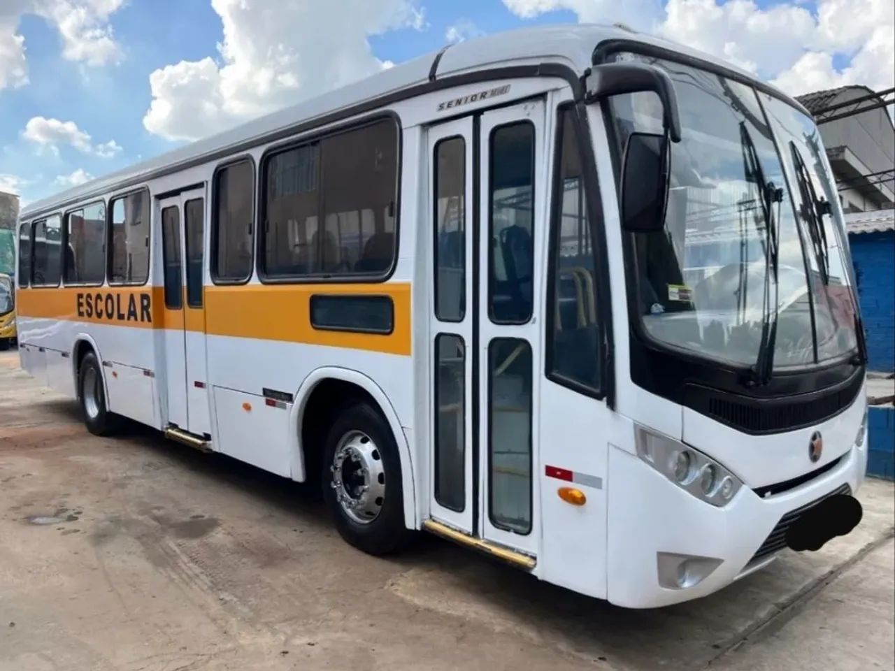Ônibus Escolar Sênior Midi (Micrão) - Ano 2014