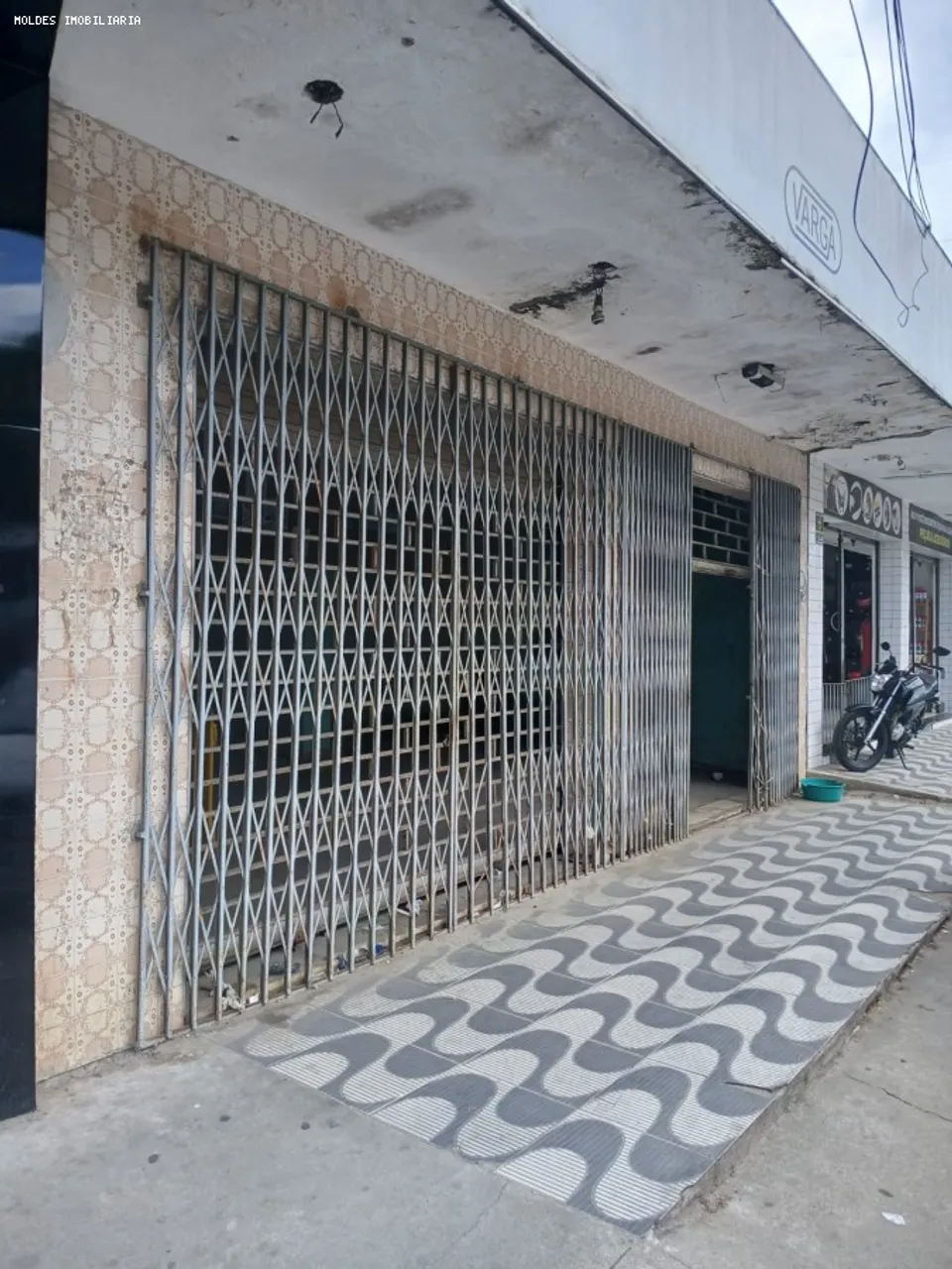 Ponto Comercial para Venda em Saquarema, Bacaxa