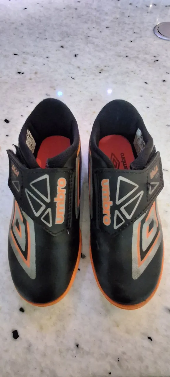 Chuteira Futsal Umbro TAM.30