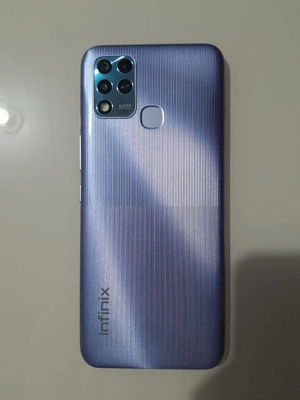 Celular infinix - usado