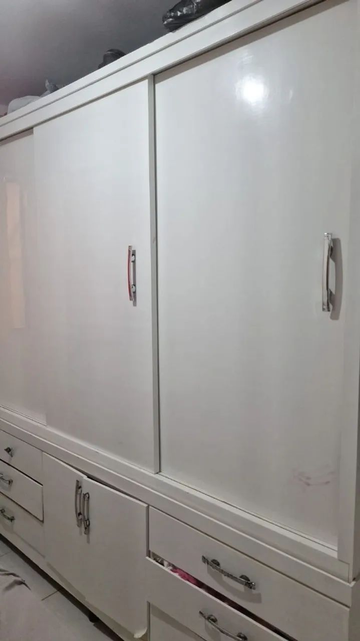 Guarda-roupa de madeira64312003398146122