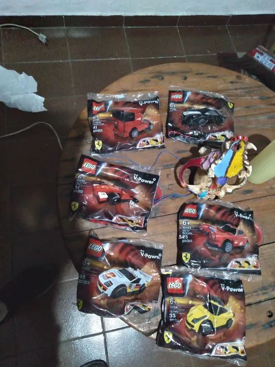Carinho Ferrari lego batman  - Foto 3