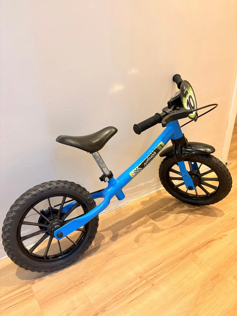 Bicicleta de equilíbrio infantil