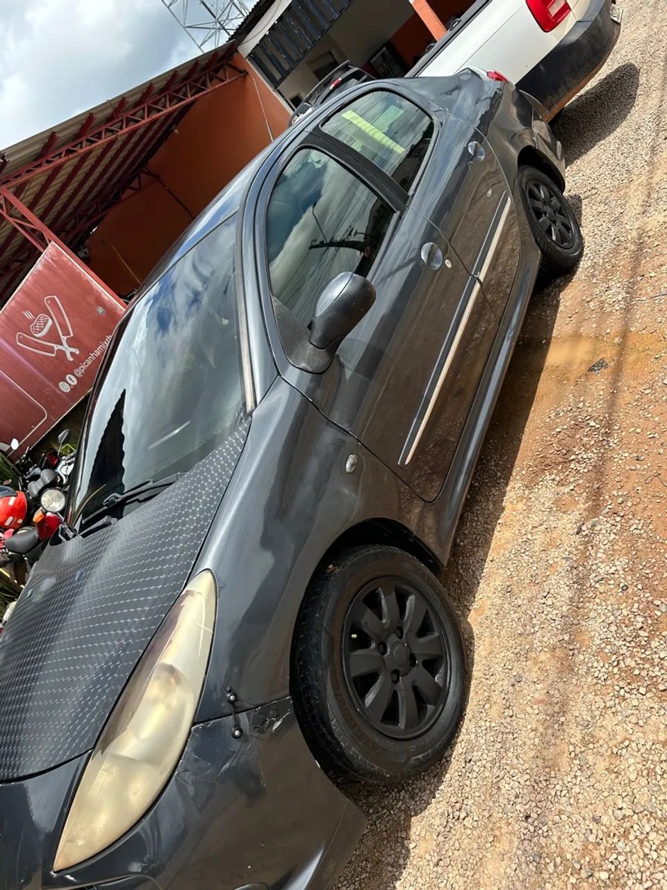 Vendo ou troco por moto R$14.000