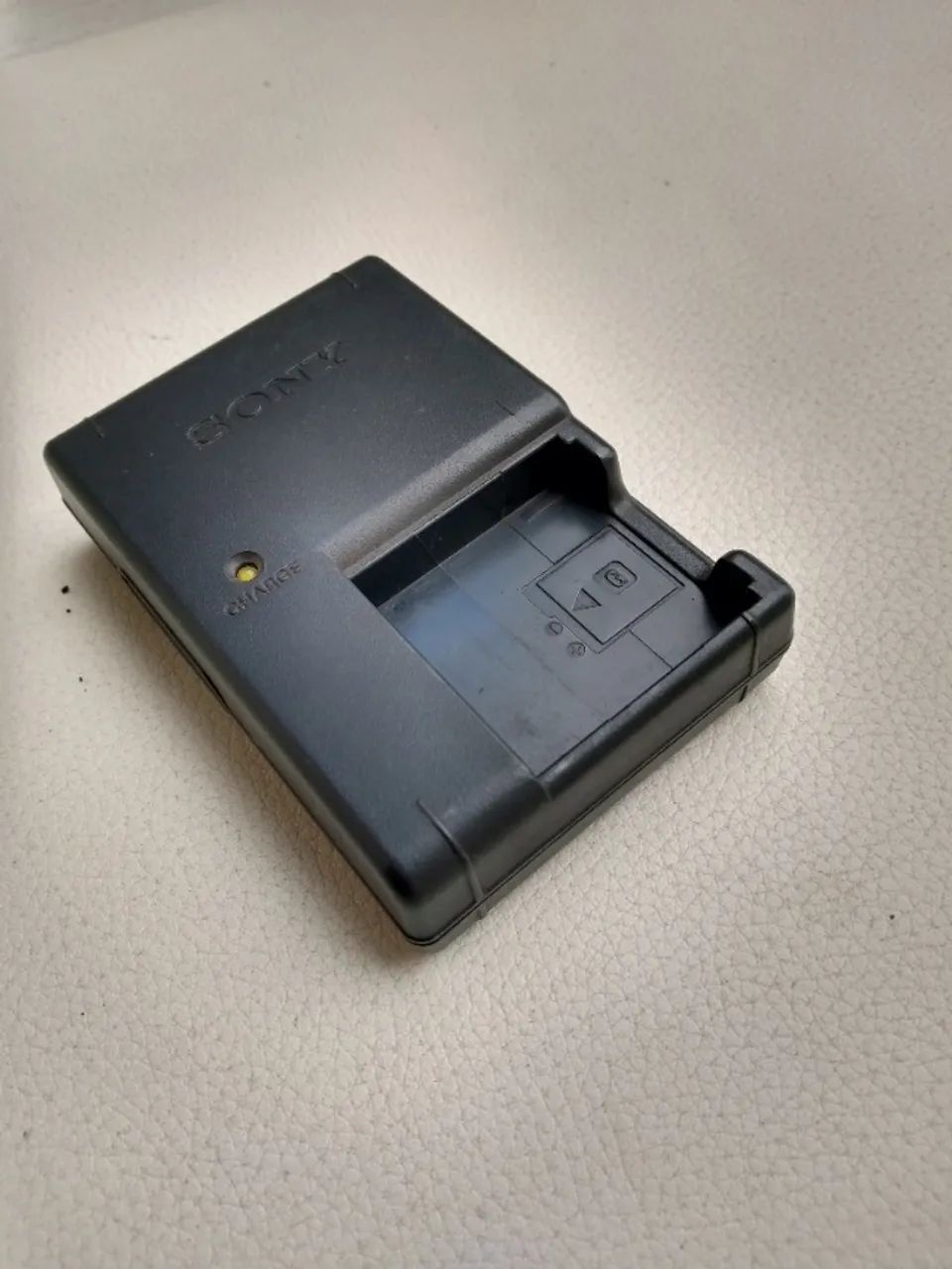 Carregador de bateria original SONY BC-CSGC para bateria NP-BG1 NP-FG1 cameras Cyber-shot