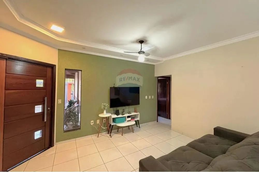 Encante-se com esta linda casa no coração do Jardim Europa, Dourados/MS - Foto 5