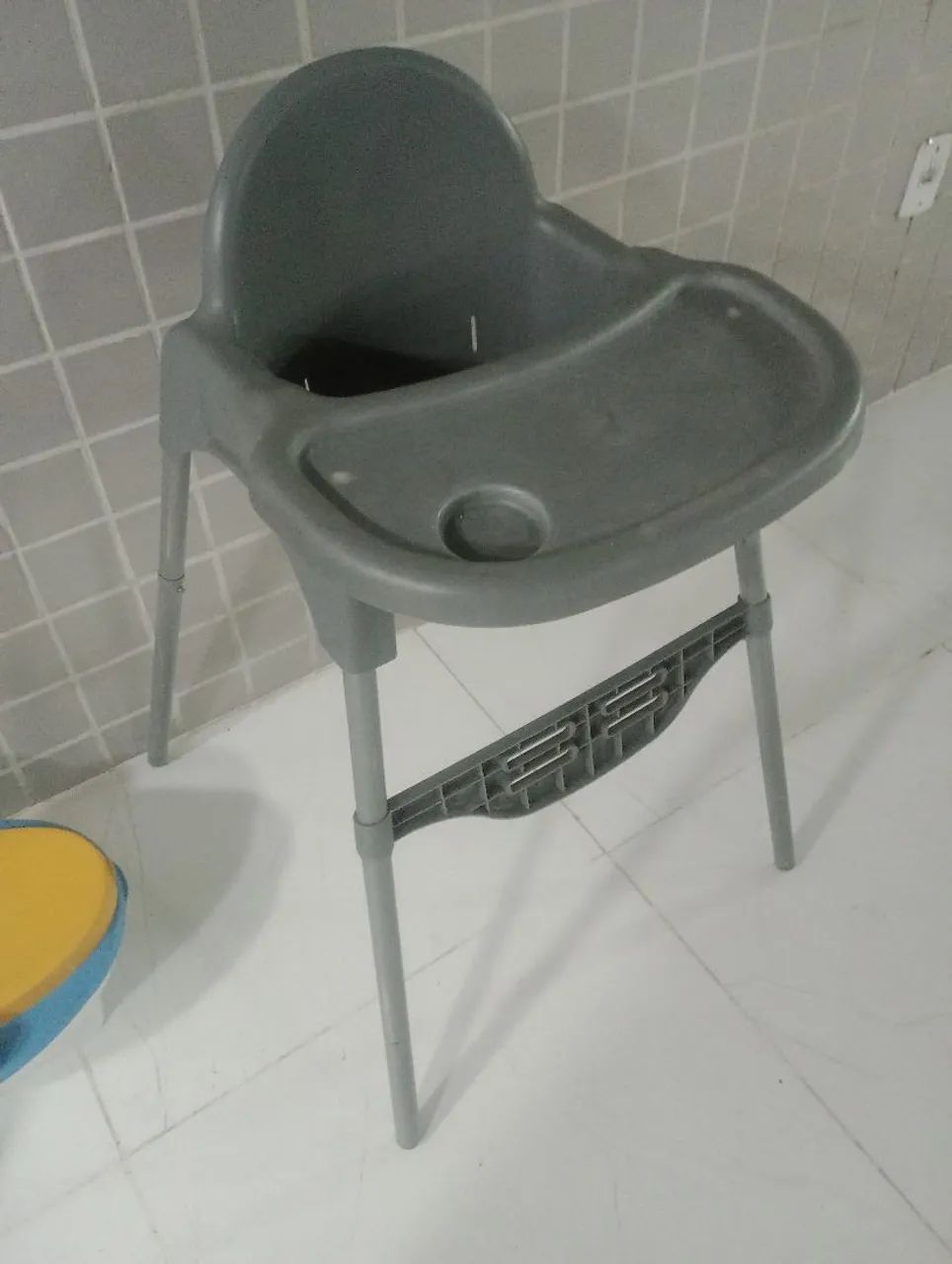 Cadeirinha de alimentação 