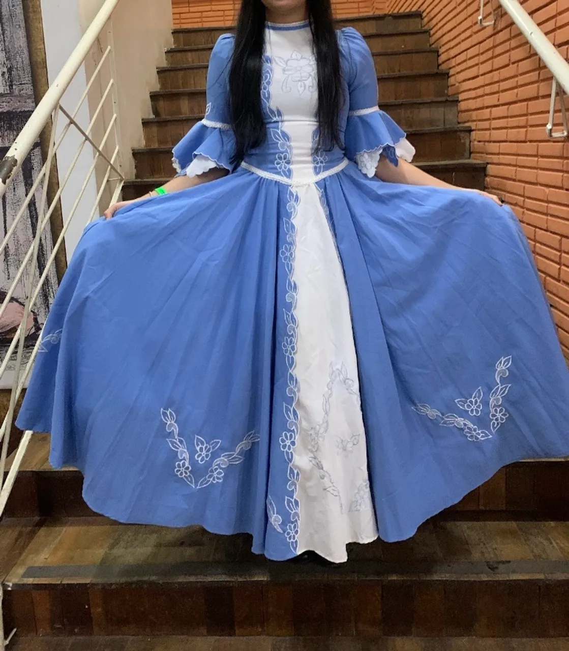 Vestido de prenda bordado