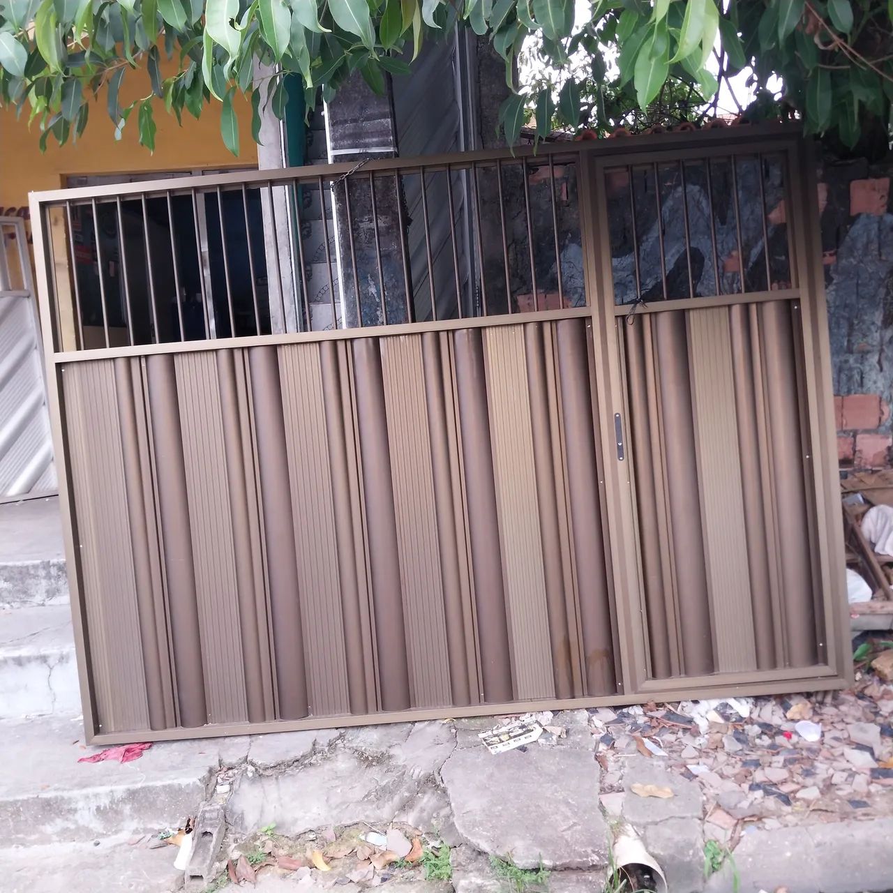 PORTÃO EM ALUMÍNIO BRONZE NOVO!!!!!