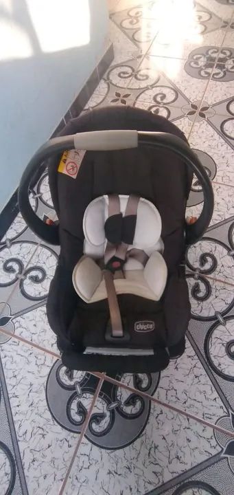 Cadeirinha de bebê - Bebê conforto semi novo  100 reais - Foto 2