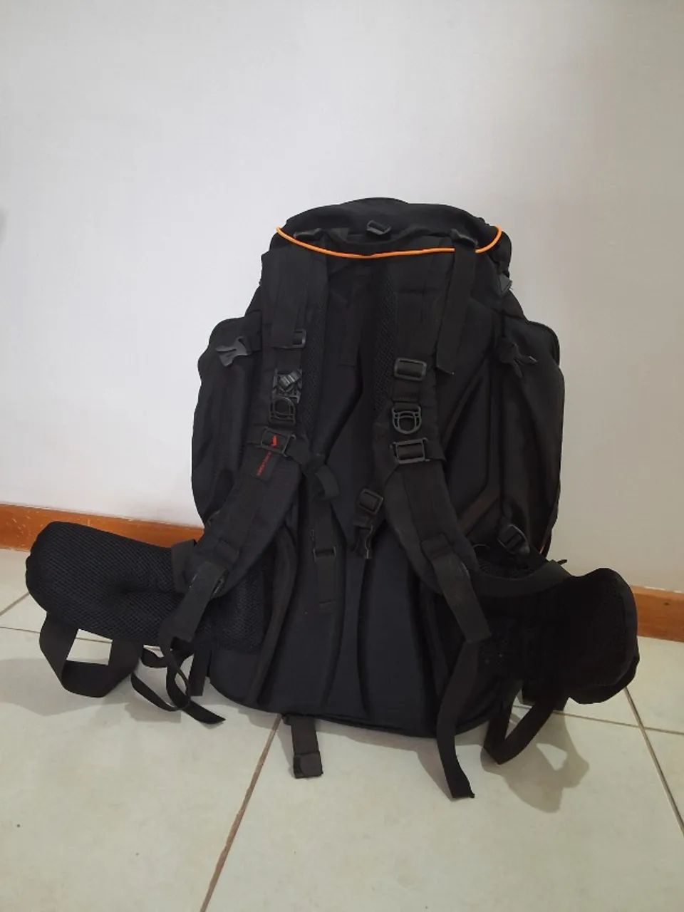 Mochila Trilhas & Rumos Crampon Tech 65L - Foto 4