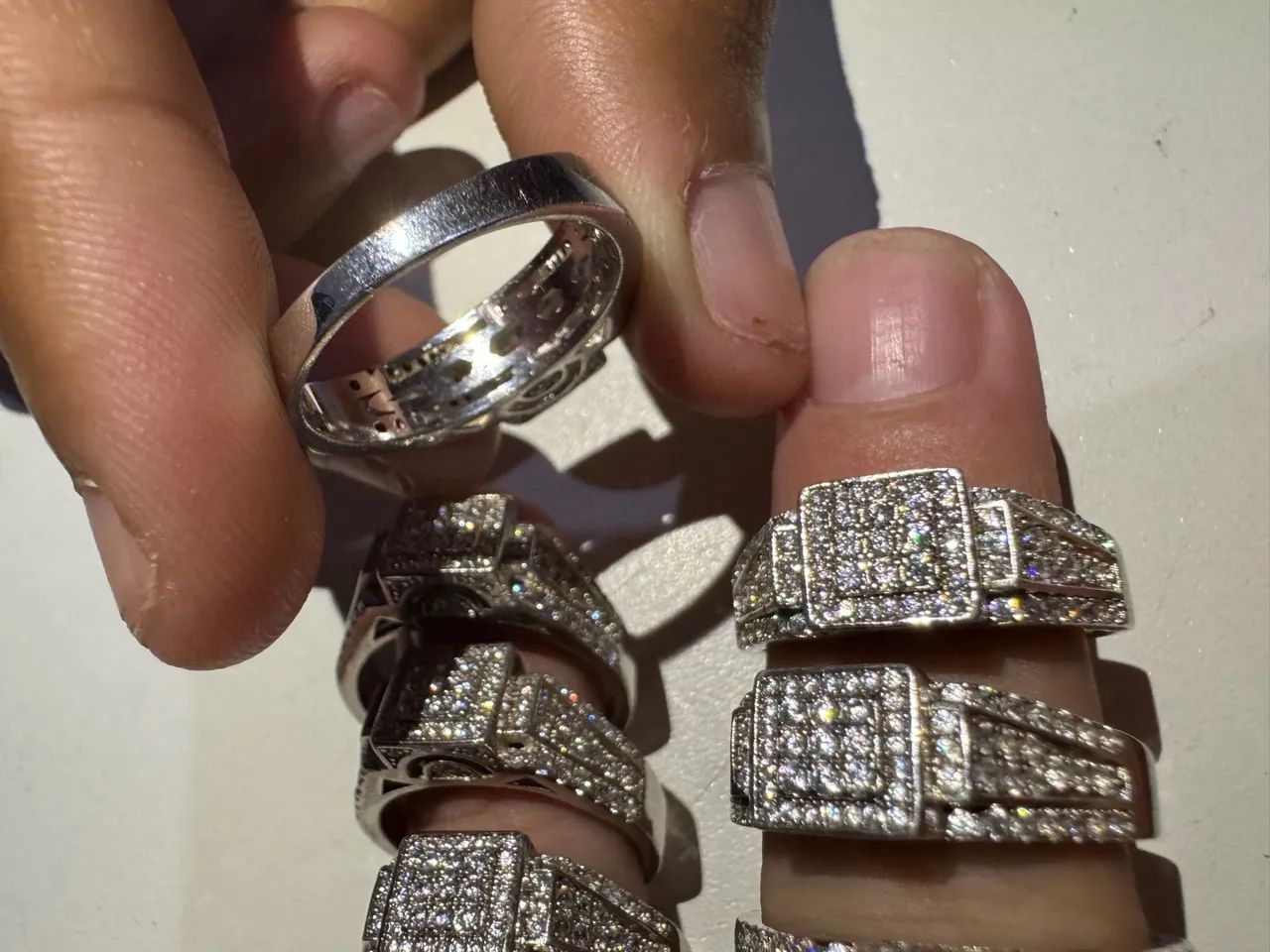 Prata 925 com pedras 