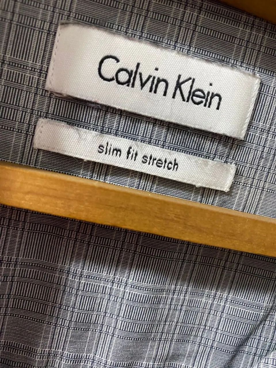Camisa Calvin Klein Cinza Xadrez - Foto 2