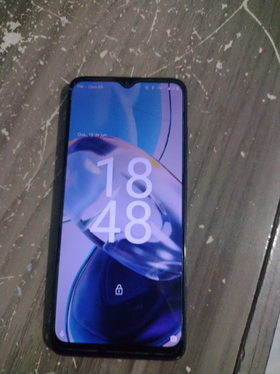 Moto e22 usado
