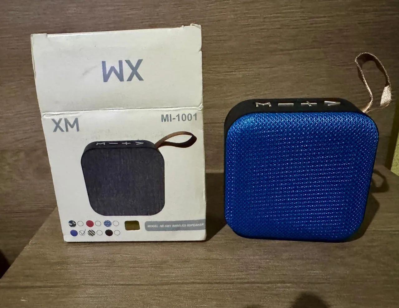Caixa de som a bateria 