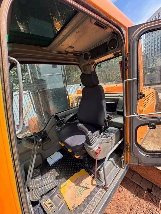 Escavadeira Volvo 2007 Modelo 140B Operacional  - Foto 2