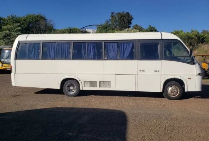 Micro-Ônibus Agrale 2010 - Foto 6