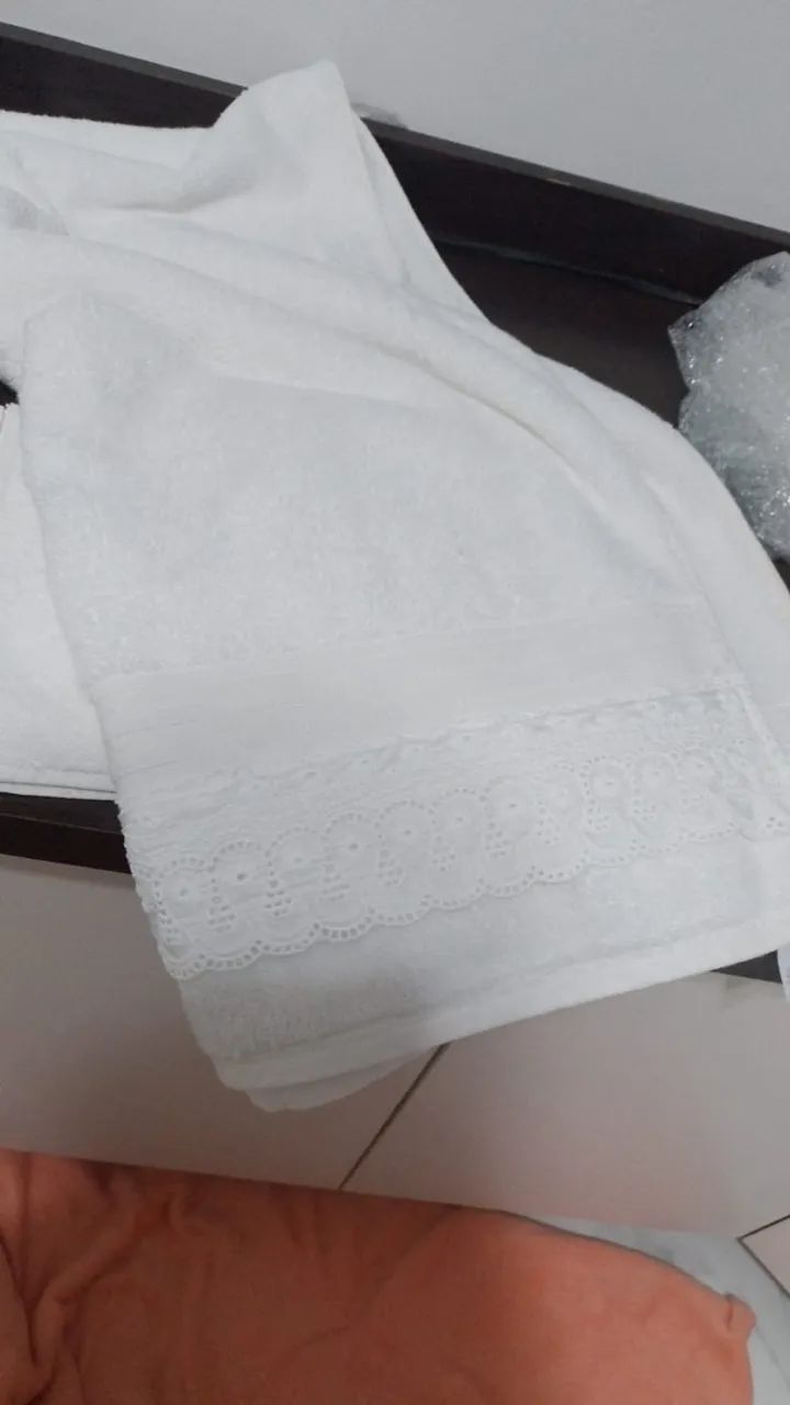 PROMOÇÃO! Jogo Kit Banhão E Rosto Bordado Inglês 100% ALGODÃO EGÍPCIO---2 Peças Branco - Foto 2