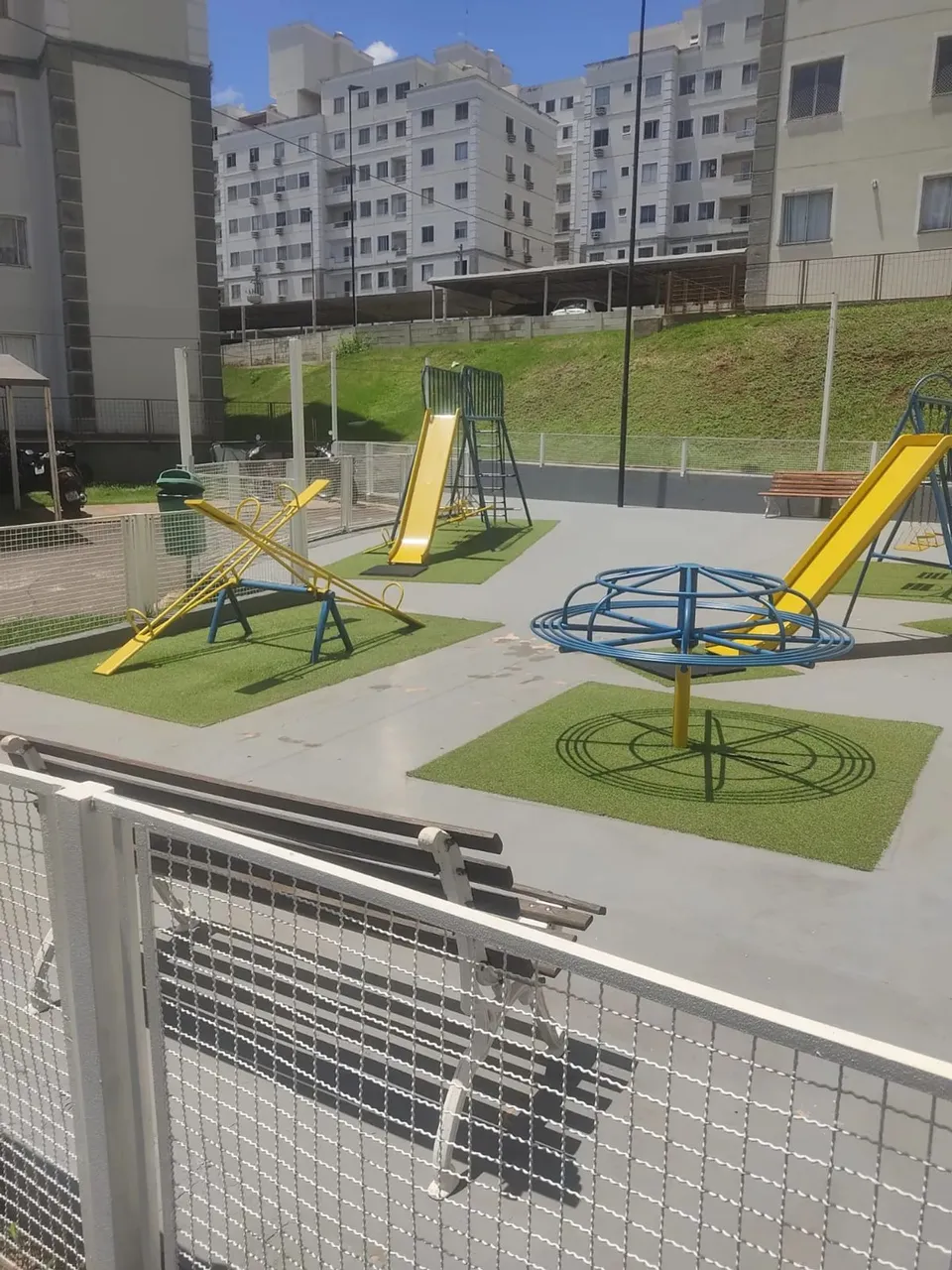 ALUGO APARTAMENTO CENTRO COM TERRAÇO SPAZIO CLASIC CENTRO L462QM