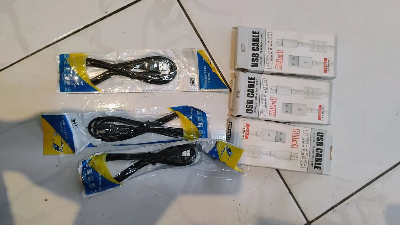 Cabo USB para Celular - 1,5 Metros - Novo - Foto 2