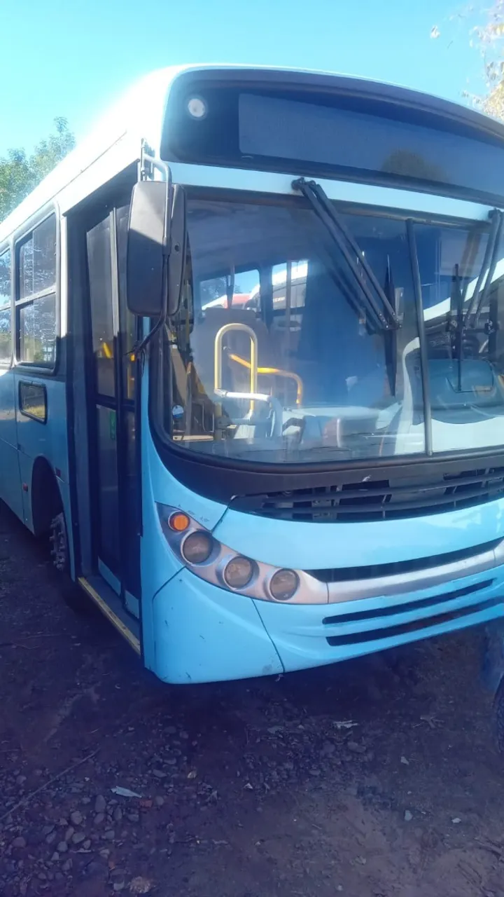 Urbano MBenz 1722, 2010, Caio, 46 lug. 2 portas, TR 5199706.9988 c/ Airton