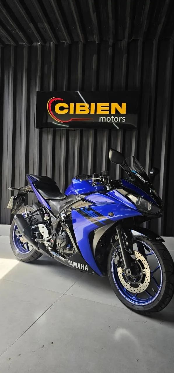 YAMAHA R3 2019