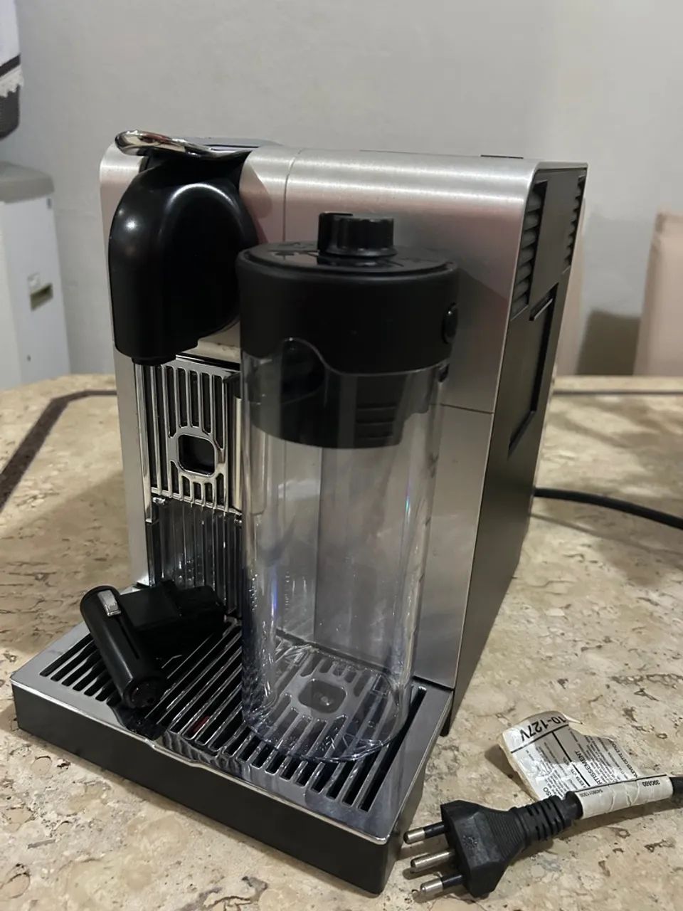 Cafeteira Nespresso Latissima  - Foto 3