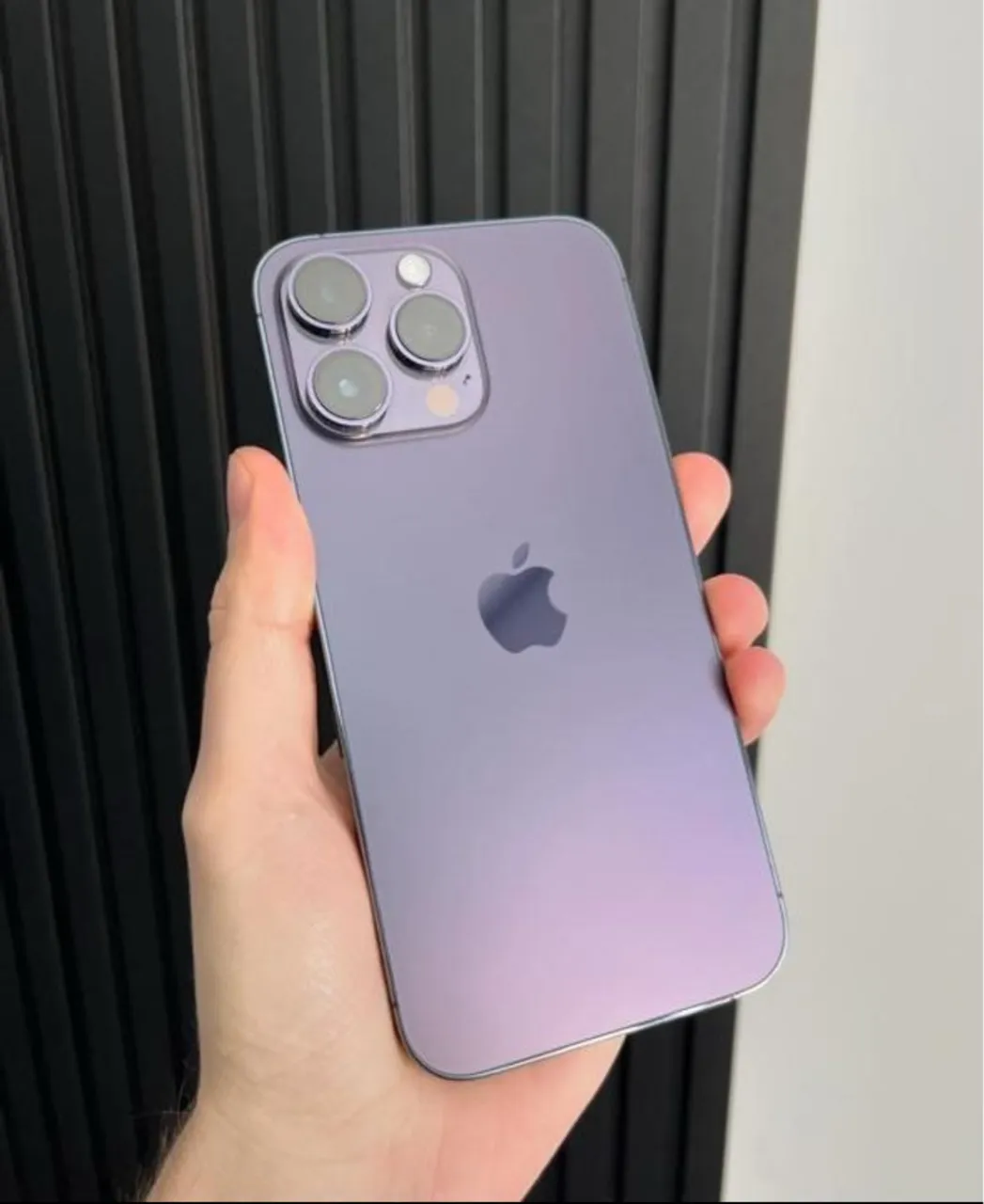 iPhone 14 Pro Max - Roxo - semi novo