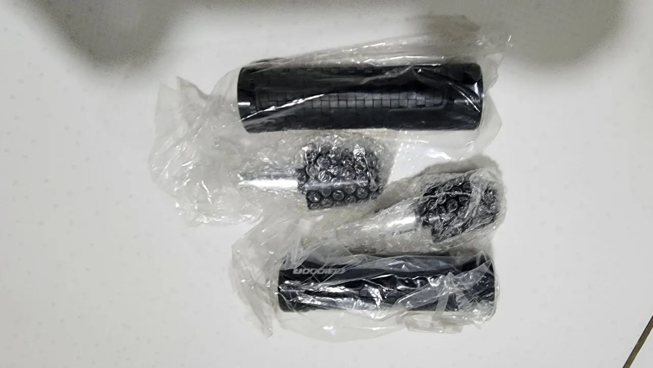 Manoplas para Moto CB1000R - Cabo de Aço - CNC - Preto - Foto 3