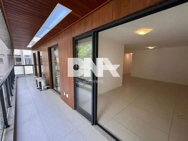 Apartamento : / Residencial / Botafogo