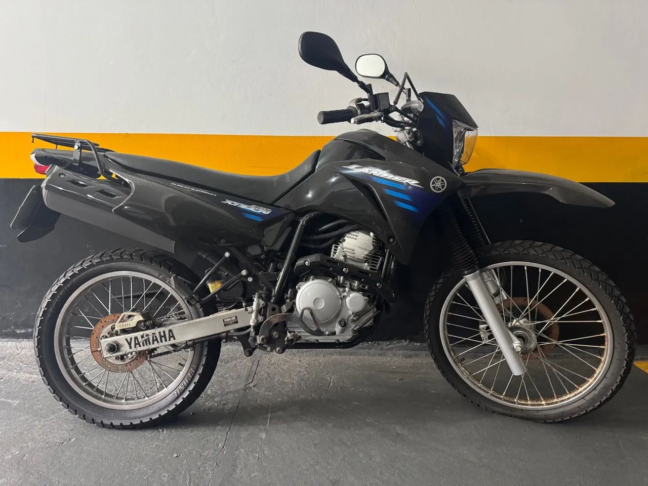 Lander 250  - Foto 2