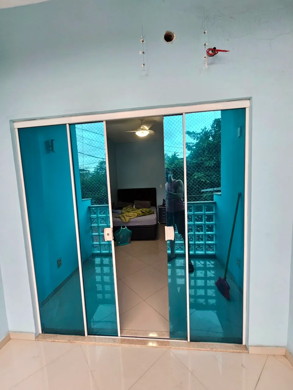 Portas de Vidro Deslizantes com Design Moderno