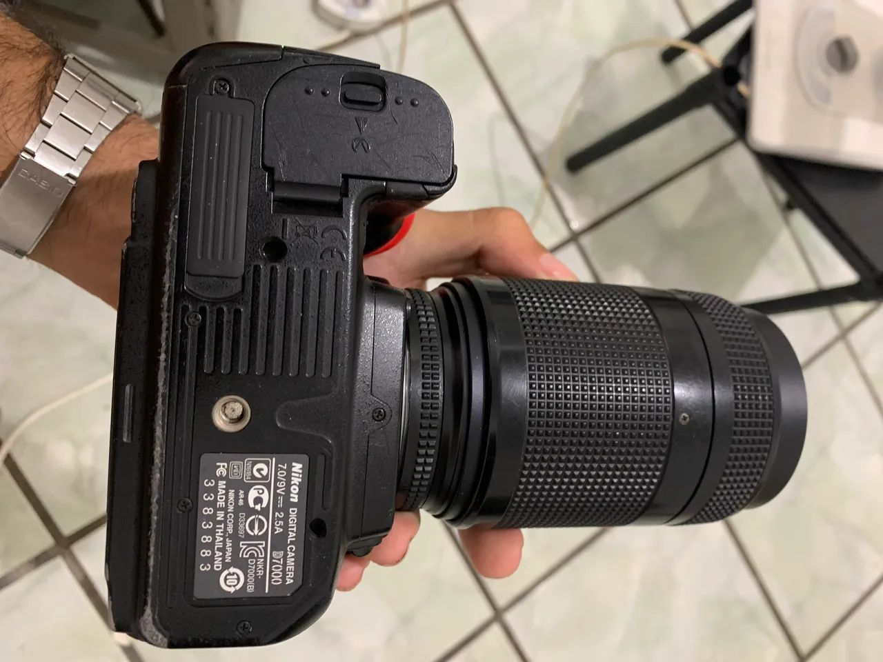 Nikon D7000 DSLR Camera + 70-210mm Lens64167754251137124