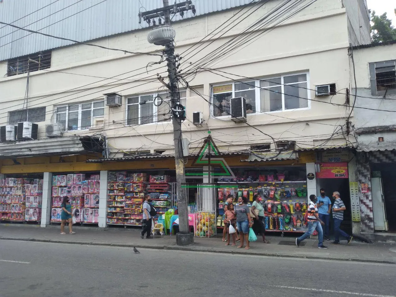 Sala para alugar, 21 m² por R$ 876,00/mês - Campo Grande - Rio de Janeiro/RJ