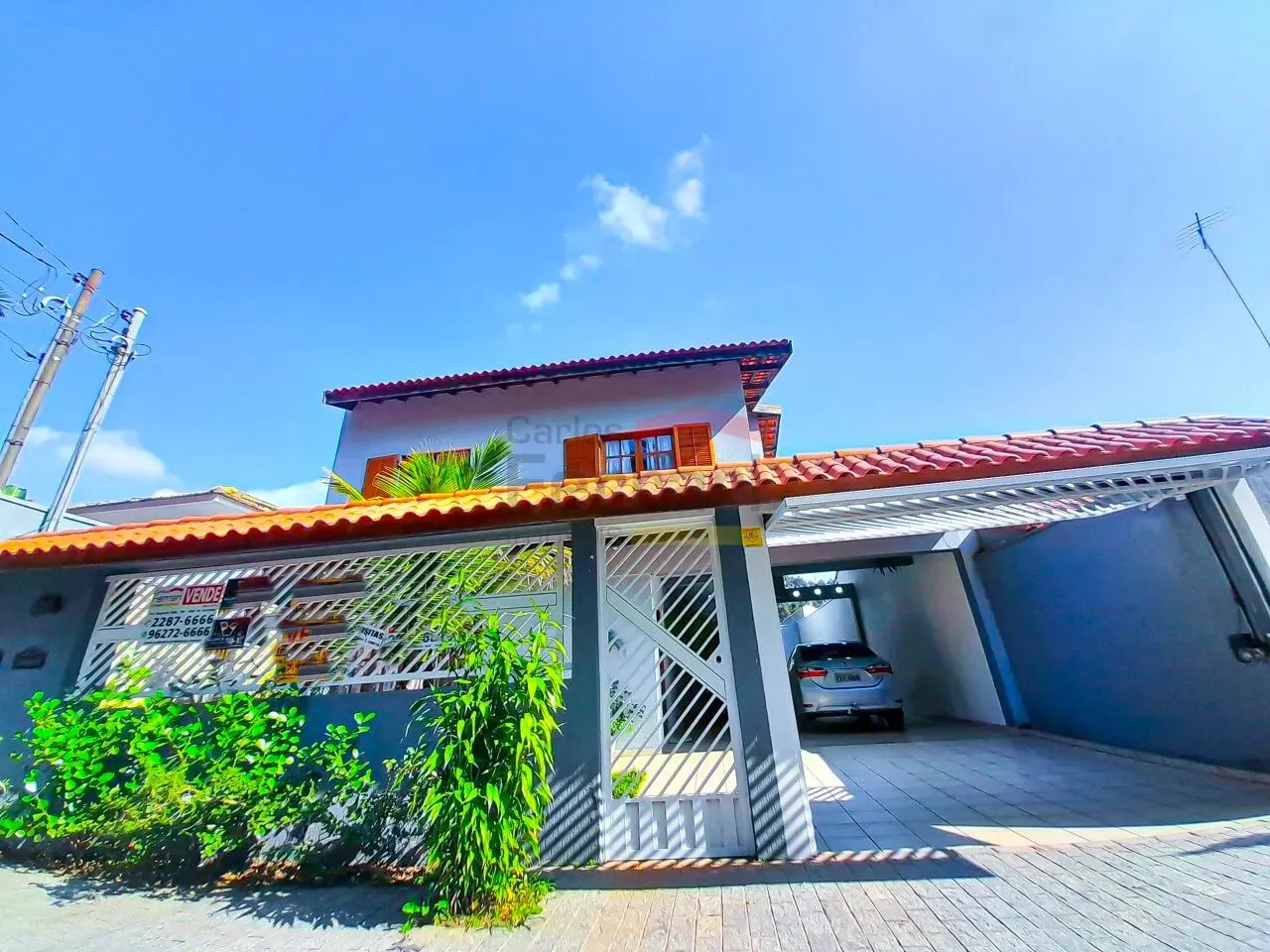 Casa á venda no condomínio nova Caieiras - 4 dormitórios e 4 vagas.