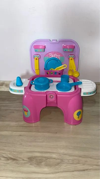 Baby Alive Kit cozinha 2 em 1 banco maleta com acessorios