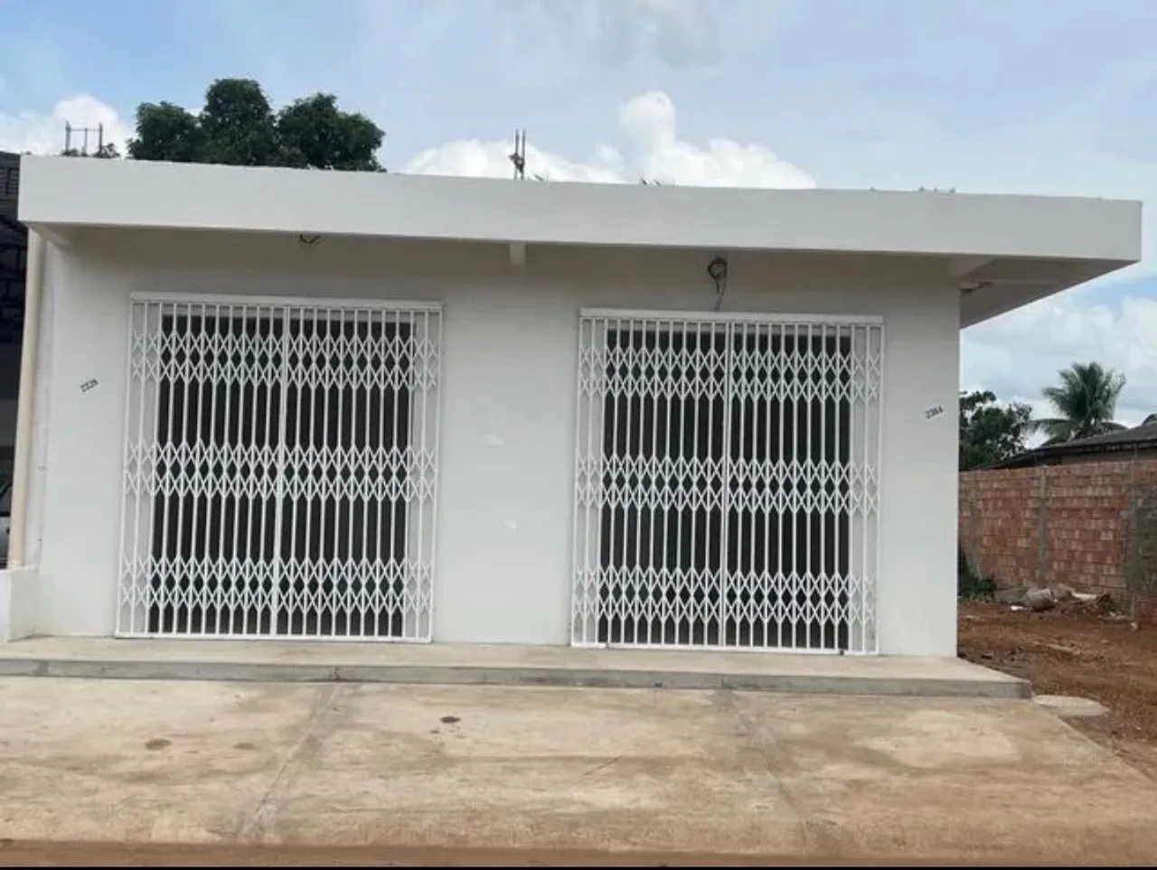 Vende-se 2 pontos comerciais.