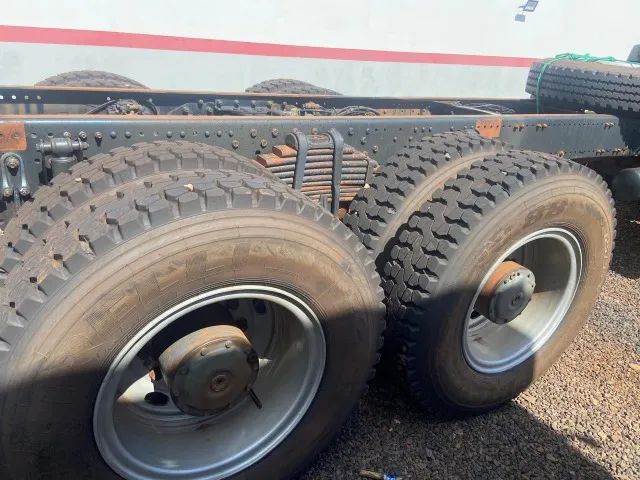 Mercedes Benz Axor 4144k plataforma ano 2022 com retarder - Foto 10