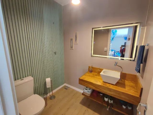 Bancada em madeira maciça para banheiro ou lavabo  - Foto 2