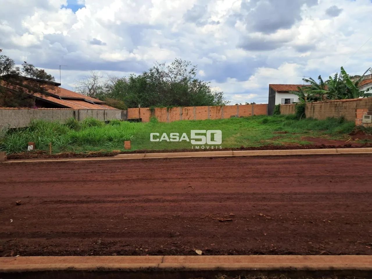 Terreno plano à venda no Solar de Campinas, região de Barão Geraldo em ...