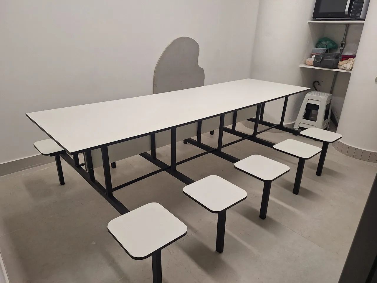 Mesa para refeitório com 10 lugares