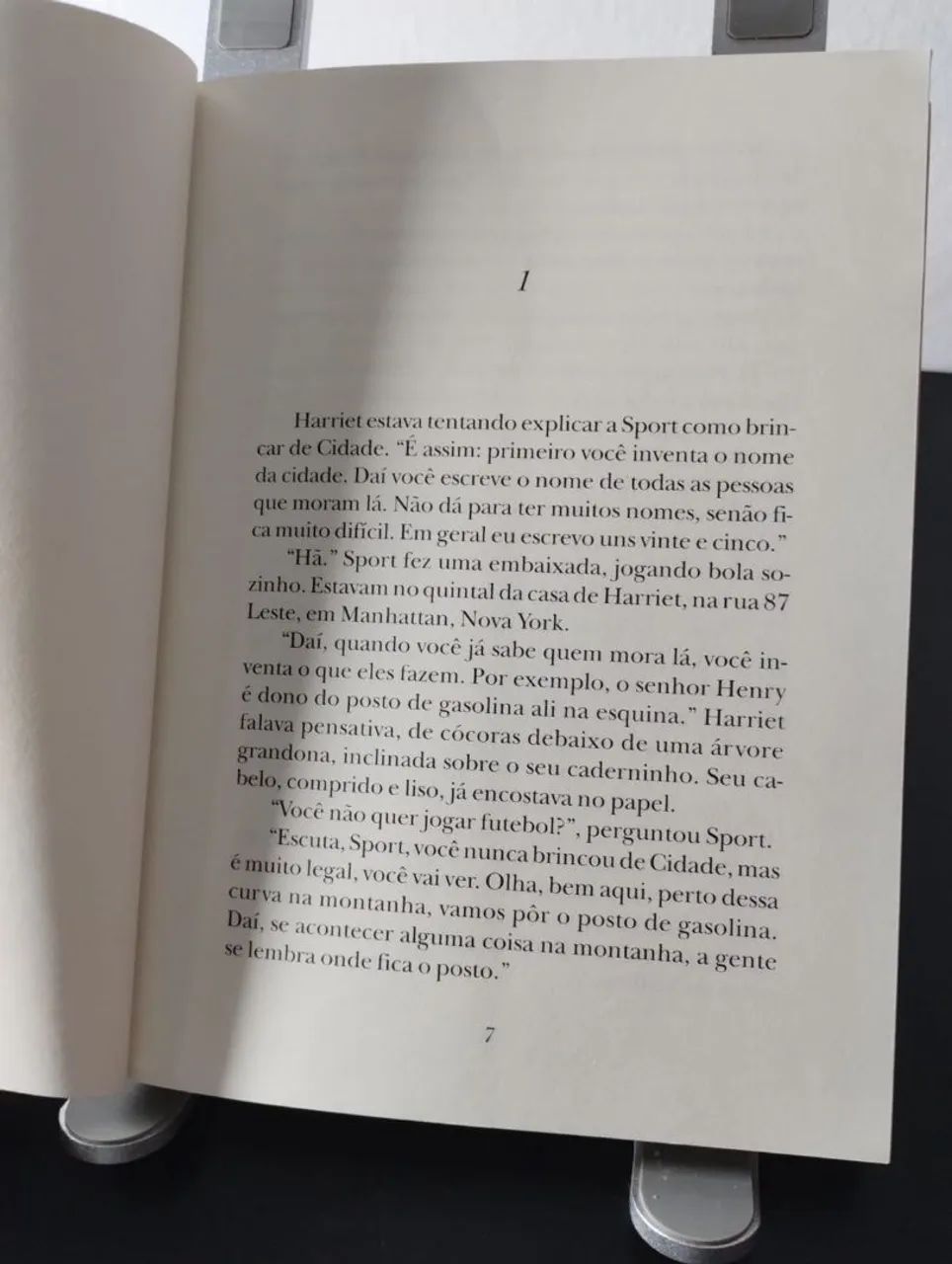 Livro A Espiã - Foto 2