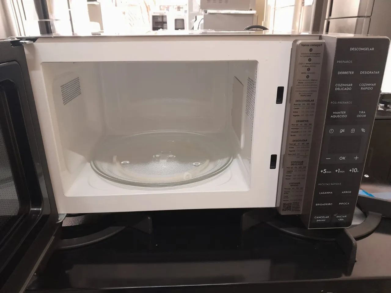 Microondas Electrolux 23lt 220v NOVO - Foto 2